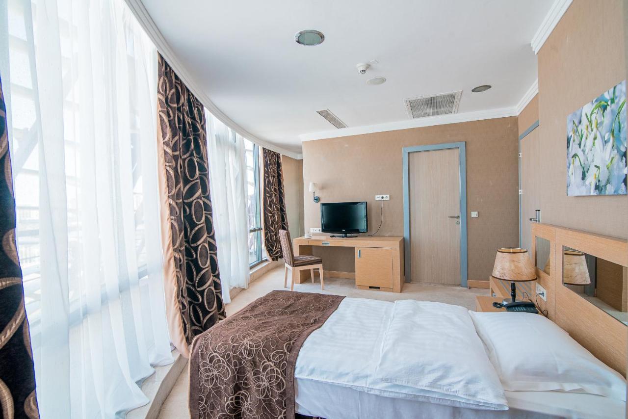 Alau Hotel อัสตานา ภายนอก รูปภาพ