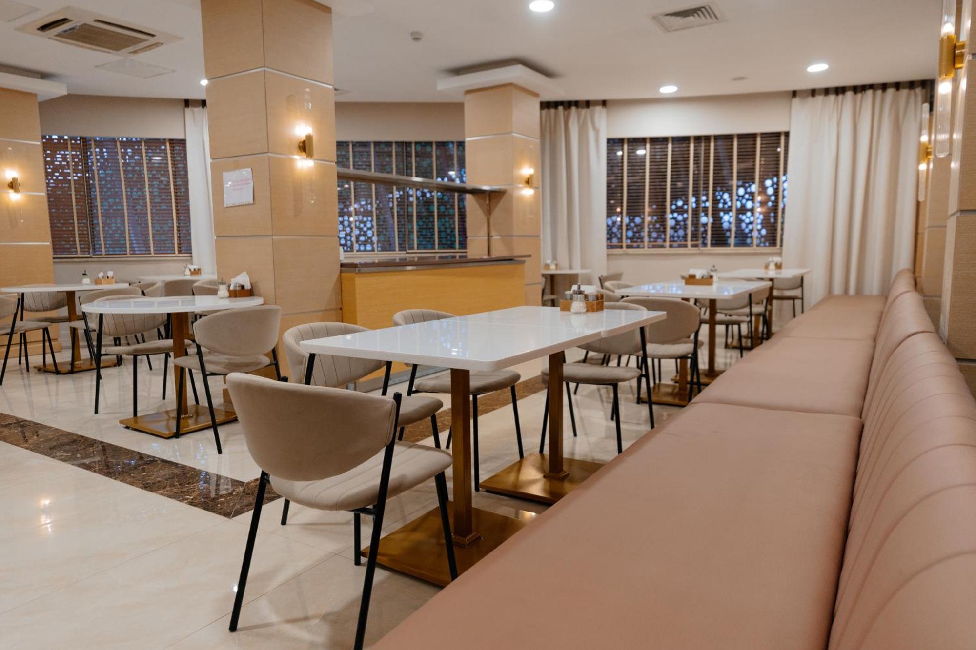 Alau Hotel อัสตานา ภายนอก รูปภาพ