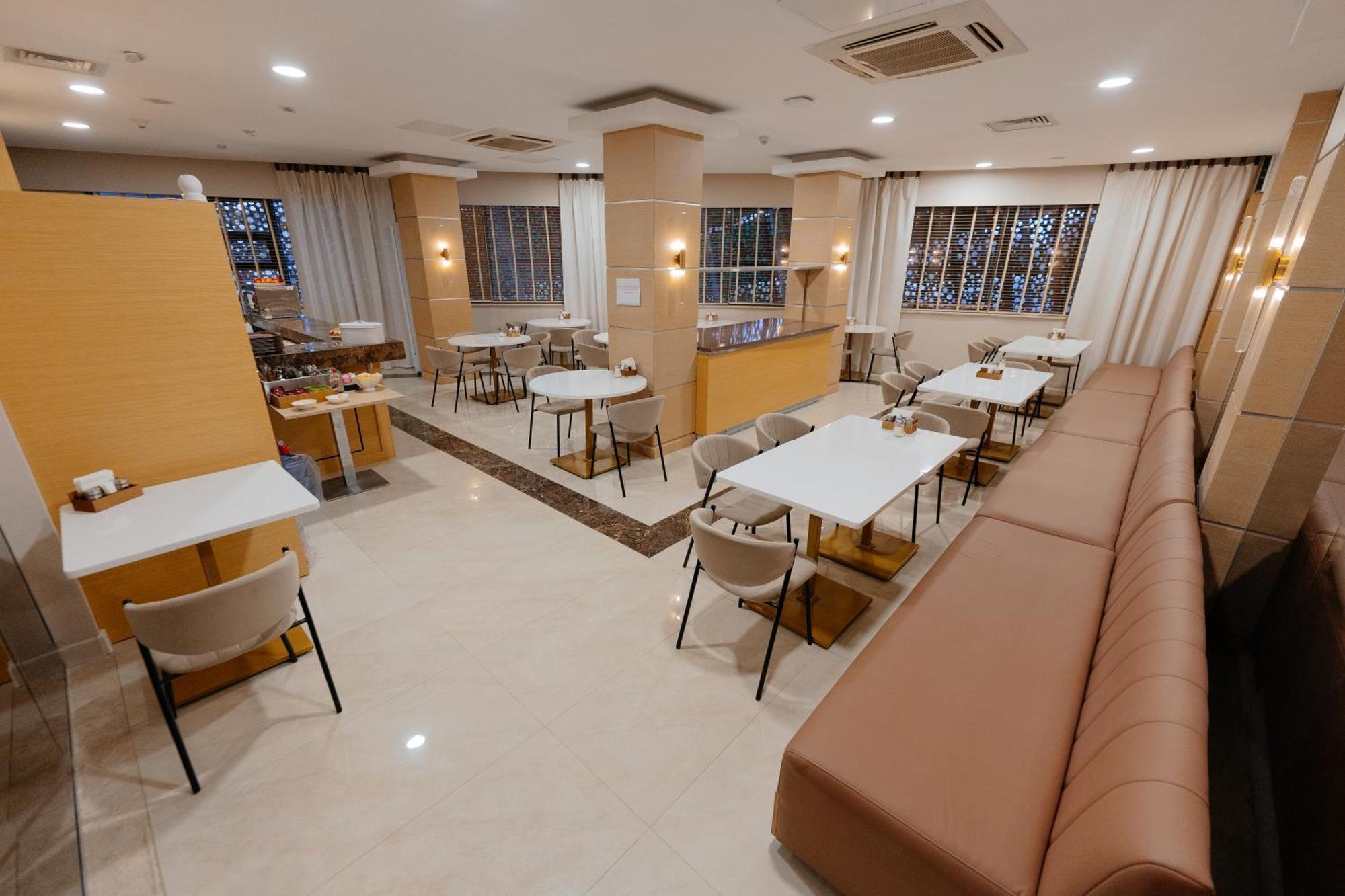 Alau Hotel อัสตานา ภายนอก รูปภาพ